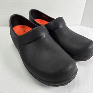 Crocs Neria Pro II Womens 7 Mercy Work Clogs Black LiteRide Slip Resistant Shoes